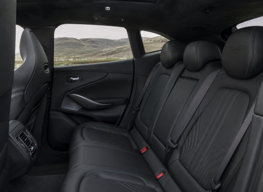 Aston Martin DBX 707 Rental Marbella